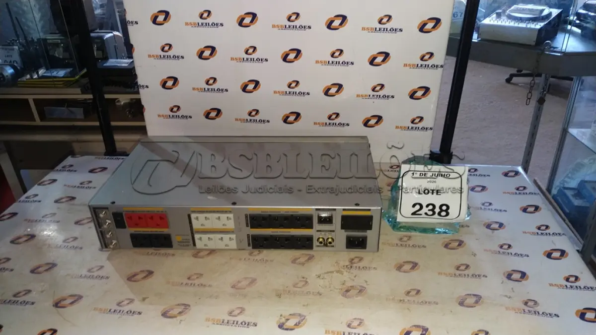 LOTE 238 - 01 MÓDULO DE AUTOMAÇÃO DE CONTROLE MODELO CRYSTAL 2.500 MARCA SAVAGE. (NO ESTADO) ATENÇÃO! FAZER A VISITAÇÃO ANTES DE ARREMATAR, NÃO SABEMOS SE FUNCIONA, LEILÃO NÃO TEM GARANTIA E NEM DEVOLUÇÃO, SUJEITO A POSSÍVEIS AVARIAS VISÍVEIS/OCULTAS E/OU AUSÊNCIA DE COMPONENTES.