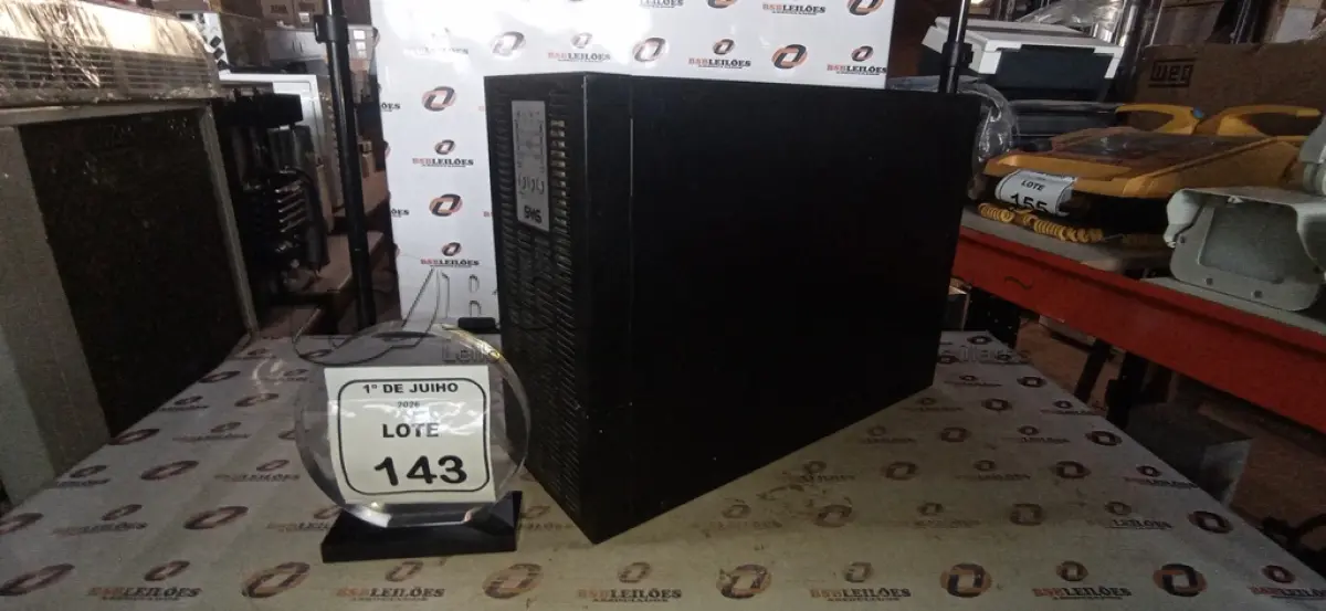 LOTE 143 - 01 NOBREAK DE 1684VA MARCA SMS. (NO ESTADO) ATENÇÃO! FAZER A VISITAÇÃO ANTES DE ARREMATAR, NÃO SABEMOS SE FUNCIONA, LEILÃO NÃO TEM GARANTIA E NEM DEVOLUÇÃO, SUJEITO A POSSÍVEIS AVARIAS VISÍVEIS/OCULTAS E/OU AUSÊNCIA DE COMPONENTES.