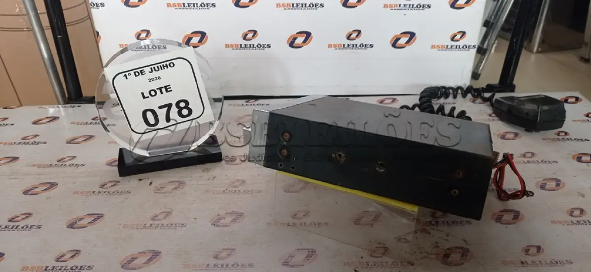 LOTE 078 - 01 RÁDIO TRANSCEPTOR MODELO 148GTI MARCA COBRA. (NO ESTADO) ATENÇÃO! FAZER A VISITAÇÃO ANTES DE ARREMATAR, NÃO SABEMOS SE FUNCIONA, LEILÃO NÃO TEM GARANTIA E NEM DEVOLUÇÃO, SUJEITO A POSSÍVEIS AVARIAS VISÍVEIS/OCULTAS E/OU AUSÊNCIA DE COMPONENTES.