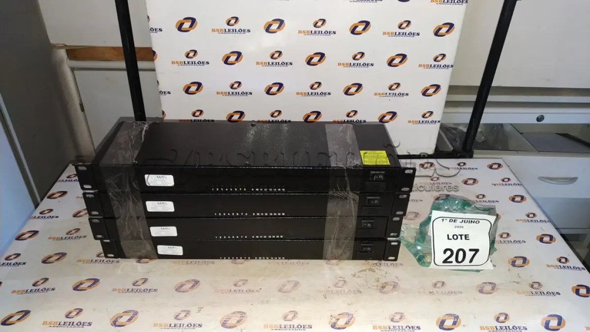 LOTE 207 - 04 FONTES DE ALIMENTAÇÃO DE RACK. (NO ESTADO) ATENÇÃO! FAZER A VISITAÇÃO ANTES DE ARREMATAR, NÃO SABEMOS SE FUNCIONA, LEILÃO NÃO TEM GARANTIA E NEM DEVOLUÇÃO, SUJEITO A POSSÍVEIS AVARIAS VISÍVEIS/OCULTAS E/OU AUSÊNCIA DE COMPONENTES.