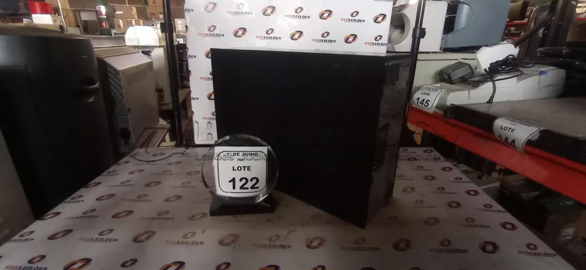 LOTE 122 - 01 NOBREAK DE 1684VA MARCA SMS. (NO ESTADO) ATENÇÃO! FAZER A VISITAÇÃO ANTES DE ARREMATAR, NÃO SABEMOS SE FUNCIONA, LEILÃO NÃO TEM GARANTIA E NEM DEVOLUÇÃO, SUJEITO A POSSÍVEIS AVARIAS VISÍVEIS/OCULTAS E/OU AUSÊNCIA DE COMPONENTES.
