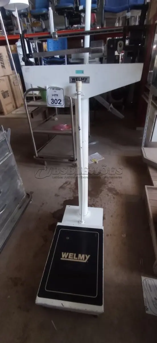 LOTE 302 - 01 BALANÇA MARCA WELMY. (NO ESTADO) ATENÇÃO! FAZER A VISITAÇÃO ANTES DE ARREMATAR, NÃO SABEMOS SE FUNCIONA, LEILÃO NÃO TEM GARANTIA E NEM DEVOLUÇÃO, SUJEITO A POSSÍVEIS AVARIAS VISÍVEIS/OCULTAS E/OU AUSÊNCIA DE COMPONENTES.