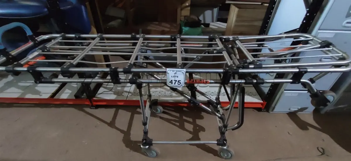 LOTE 475 - 01 MACA RETRÁTIL DE RESGATE PARA AMBULÂNCIAS. (NO ESTADO) ATENÇÃO! FAZER A VISITAÇÃO ANTES DE ARREMATAR, NÃO SABEMOS SE FUNCIONA, LEILÃO NÃO TEM GARANTIA E NEM DEVOLUÇÃO, SUJEITO A POSSÍVEIS AVARIAS VISÍVEIS/OCULTAS E/OU AUSÊNCIA DE COMPONENTES.