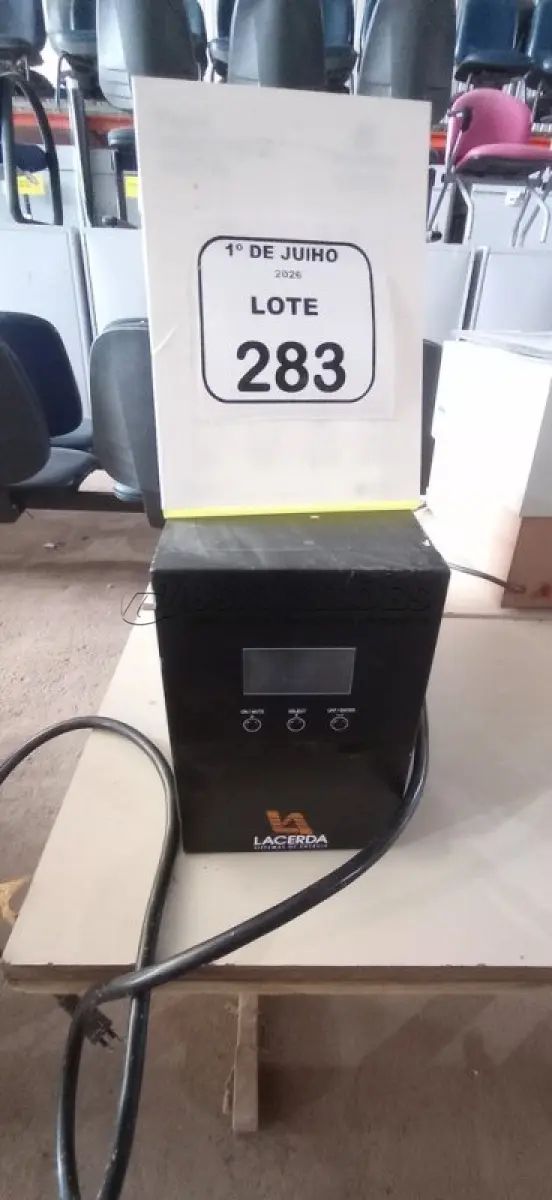 LOTE 283 - 01 NOBREAK MARCA LACERDA. (NO ESTADO) ATENÇÃO! FAZER A VISITAÇÃO ANTES DE ARREMATAR, NÃO SABEMOS SE FUNCIONA, LEILÃO NÃO TEM GARANTIA E NEM DEVOLUÇÃO, SUJEITO A POSSÍVEIS AVARIAS VISÍVEIS/OCULTAS E/OU AUSÊNCIA DE COMPONENTES.