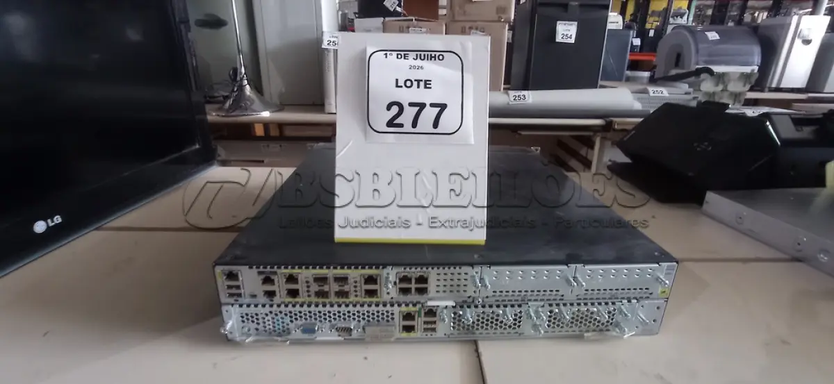 LOTE 277 - 01 ROTEADOR MODELO 4400 SERIES MARCA CISCO. (NO ESTADO) ATENÇÃO! FAZER A VISITAÇÃO ANTES DE ARREMATAR, NÃO SABEMOS SE FUNCIONA, LEILÃO NÃO TEM GARANTIA E NEM DEVOLUÇÃO, SUJEITO A POSSÍVEIS AVARIAS VISÍVEIS/OCULTAS E/OU AUSÊNCIA DE COMPONENTES.