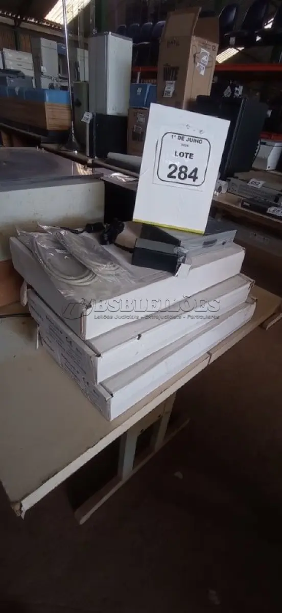 LOTE 284 - 03 ADDERLINK IP GOLD MARCA REAL VA. (NO ESTADO) ATENÇÃO! FAZER A VISITAÇÃO ANTES DE ARREMATAR, NÃO SABEMOS SE FUNCIONA, LEILÃO NÃO TEM GARANTIA E NEM DEVOLUÇÃO, SUJEITO A POSSÍVEIS AVARIAS VISÍVEIS/OCULTAS E/OU AUSÊNCIA DE COMPONENTES.