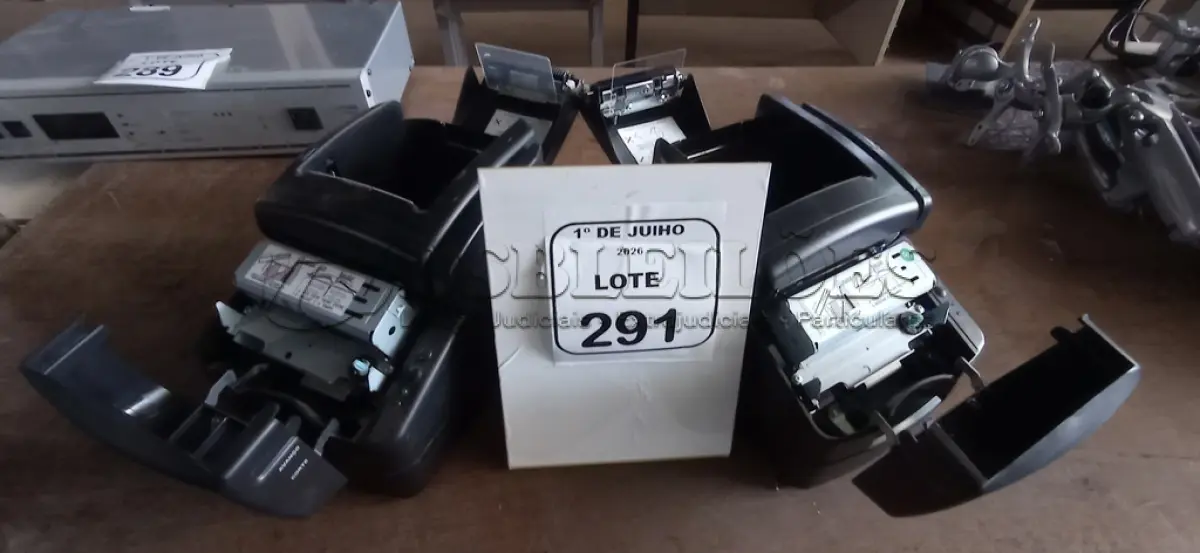 LOTE 291 - 02 IMPRESSORAS TÉRMICAS. (NO ESTADO) ATENÇÃO! FAZER A VISITAÇÃO ANTES DE ARREMATAR, NÃO SABEMOS SE FUNCIONA, LEILÃO NÃO TEM GARANTIA E NEM DEVOLUÇÃO, SUJEITO A POSSÍVEIS AVARIAS VISÍVEIS/OCULTAS E/OU AUSÊNCIA DE COMPONENTES.
