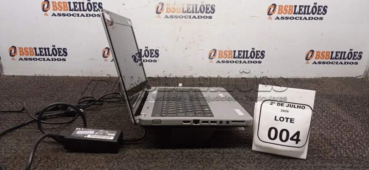 LOTE 004 - 01 NOTEBOOK MARCA HP COM FONTE. (NO ESTADO) ATENÇÃO! FAZER A VISITAÇÃO ANTES DE ARREMATAR, NÃO SABEMOS SE FUNCIONA, LEILÃO NÃO TEM GARANTIA E NEM DEVOLUÇÃO, SUJEITO A POSSÍVEIS AVARIAS VISÍVEIS/OCULTAS E/OU AUSÊNCIA DE COMPONENTES.