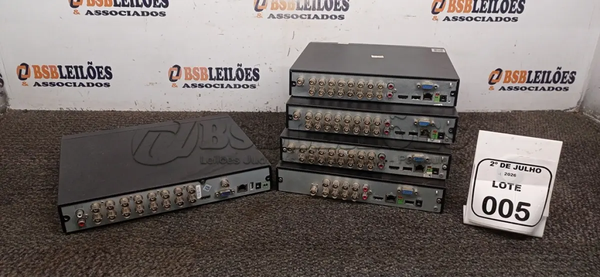LOTE 005 - 05 APARELHOS DVR INCOMPLETOS. (NO ESTADO) ATENÇÃO! FAZER A VISITAÇÃO ANTES DE ARREMATAR, NÃO SABEMOS SE FUNCIONA, LEILÃO NÃO TEM GARANTIA E NEM DEVOLUÇÃO, SUJEITO A POSSÍVEIS AVARIAS VISÍVEIS/OCULTAS E/OU AUSÊNCIA DE COMPONENTES.