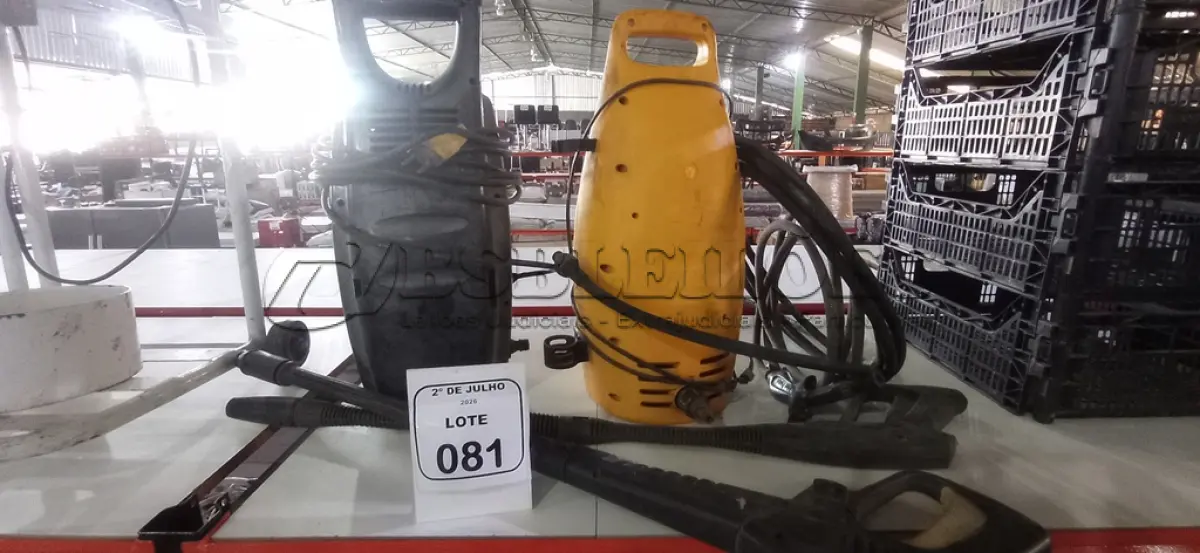 LOTE 081 - 02 LAVADORAS DE ALTA PRESSÃO MARCAS WAP E ELECTROLUX. (NO ESTADO) ATENÇÃO! FAZER A VISITAÇÃO ANTES DE ARREMATAR, NÃO SABEMOS SE FUNCIONA, LEILÃO NÃO TEM GARANTIA E NEM DEVOLUÇÃO, SUJEITO A POSSÍVEIS AVARIAS VISÍVEIS/OCULTAS E/OU AUSÊNCIA DE COMPONENTES.