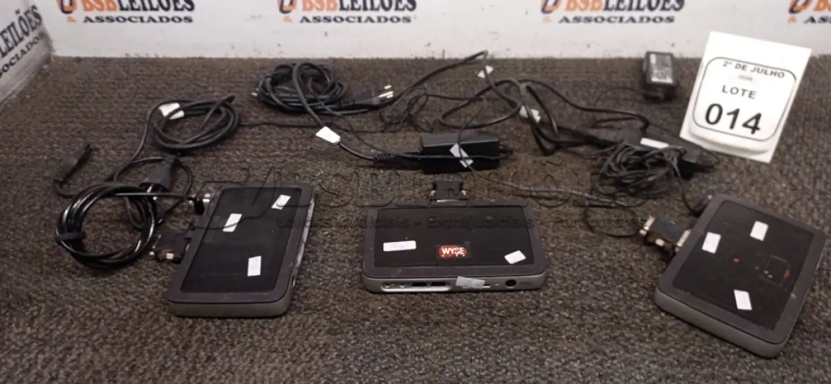 LOTE 014 - 03 MINIS COMPUTADORES TERMINAIS MARCA WYSE. (NO ESTADO) ATENÇÃO! FAZER A VISITAÇÃO ANTES DE ARREMATAR, NÃO SABEMOS SE FUNCIONA, LEILÃO NÃO TEM GARANTIA E NEM DEVOLUÇÃO, SUJEITO A POSSÍVEIS AVARIAS VISÍVEIS/OCULTAS E/OU AUSÊNCIA DE COMPONENTES.