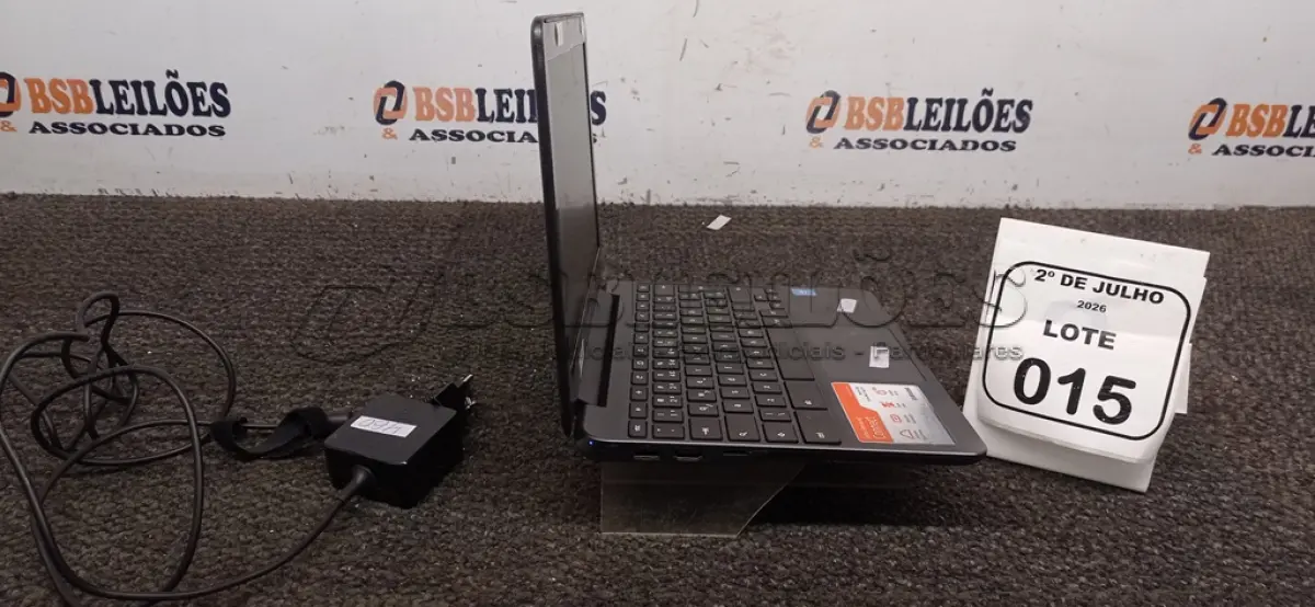 LOTE 015 - 01 CROMEBOOK LINHA CONNECT MEMÓRIA 4GB, 16GB E.MMC TELA DE 11.6’’ MARCA SAMSUNG COM FONTE. (NO ESTADO) ATENÇÃO! FAZER A VISITAÇÃO ANTES DE ARREMATAR, NÃO SABEMOS SE FUNCIONA, LEILÃO NÃO TEM GARANTIA E NEM DEVOLUÇÃO, SUJEITO A POSSÍVEIS AVARIAS VISÍVEIS/OCULTAS E/OU AUSÊNCIA DE COMPONENTES.