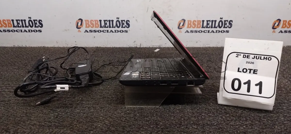 LOTE 011 - 01 NOTEBOOK MODELO IDEAPAD S10-3 MARCA LENOVO COM FONTE. (NO ESTADO) ATENÇÃO! FAZER A VISITAÇÃO ANTES DE ARREMATAR, NÃO SABEMOS SE FUNCIONA, LEILÃO NÃO TEM GARANTIA E NEM DEVOLUÇÃO, SUJEITO A POSSÍVEIS AVARIAS VISÍVEIS/OCULTAS E/OU AUSÊNCIA DE COMPONENTES.