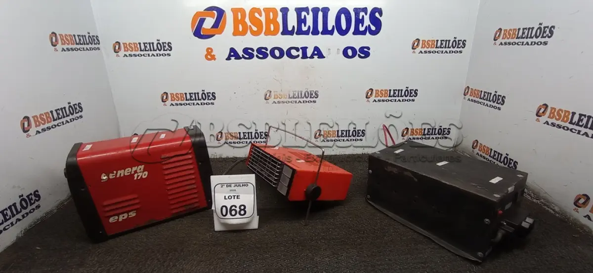 LOTE 068 - 01 AQUECEDOR PORTÁTIL E 02 MÁQUINAS DE SOLDA. (NO ESTADO) ATENÇÃO! FAZER A VISITAÇÃO ANTES DE ARREMATAR, NÃO SABEMOS SE FUNCIONA, LEILÃO NÃO TEM GARANTIA E NEM DEVOLUÇÃO, SUJEITO A POSSÍVEIS AVARIAS VISÍVEIS/OCULTAS E/OU AUSÊNCIA DE COMPONENTES.