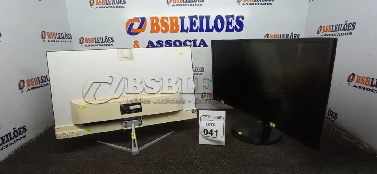 LOTE 041 - 02 MONITORES MARCA SAMSUNG E HQ. (NO ESTADO) ATENÇÃO! FAZER A VISITAÇÃO ANTES DE ARREMATAR, NÃO SABEMOS SE FUNCIONA, LEILÃO NÃO TEM GARANTIA E NEM DEVOLUÇÃO, SUJEITO A POSSÍVEIS AVARIAS VISÍVEIS/OCULTAS E/OU AUSÊNCIA DE COMPONENTES.