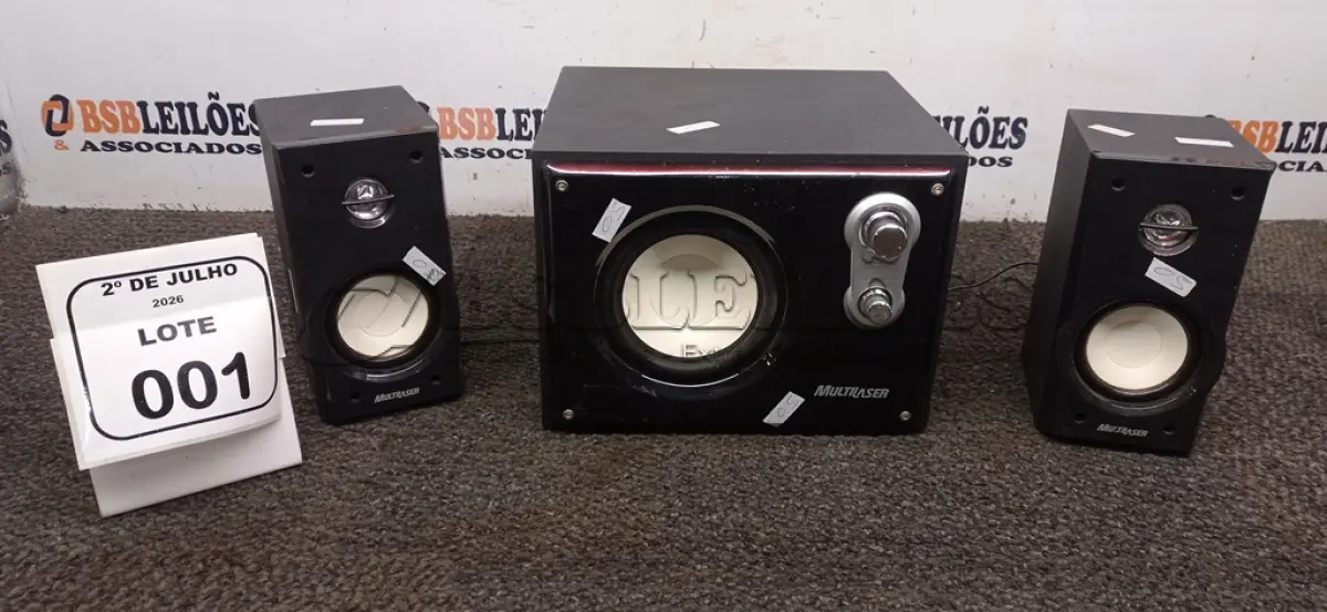 LOTE 001 - 01 SUBWOOFER MARCA MULTILASER. (NO ESTADO) ATENÇÃO! FAZER A VISITAÇÃO ANTES DE ARREMATAR, NÃO SABEMOS SE FUNCIONA, LEILÃO NÃO TEM GARANTIA E NEM DEVOLUÇÃO, SUJEITO A POSSÍVEIS AVARIAS VISÍVEIS/OCULTAS E/OU AUSÊNCIA DE COMPONENTES.