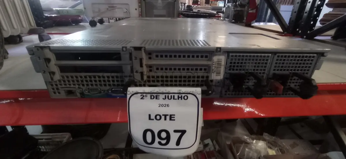 LOTE 097 - 01 SERVIDOR R710 COM 02 PROCESSADORES, 02 FONTES E MEMÓRIA DDR3 MARCA DELL. (NO ESTADO) ATENÇÃO! FAZER A VISITAÇÃO ANTES DE ARREMATAR, NÃO SABEMOS SE FUNCIONA, LEILÃO NÃO TEM GARANTIA E NEM DEVOLUÇÃO, SUJEITO A POSSÍVEIS AVARIAS VISÍVEIS/OCULTAS E/OU AUSÊNCIA DE COMPONENTES.