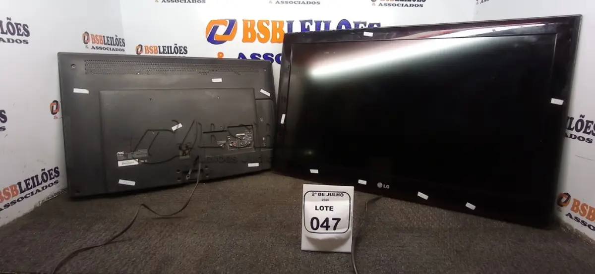 LOTE 047 - 02 TVS PARA RETIRADA DE PEÇAS MARCAS AOC E LG. (NO ESTADO) ATENÇÃO! FAZER A VISITAÇÃO ANTES DE ARREMATAR, NÃO SABEMOS SE FUNCIONA, LEILÃO NÃO TEM GARANTIA E NEM DEVOLUÇÃO, SUJEITO A POSSÍVEIS AVARIAS VISÍVEIS/OCULTAS E/OU AUSÊNCIA DE COMPONENTES.