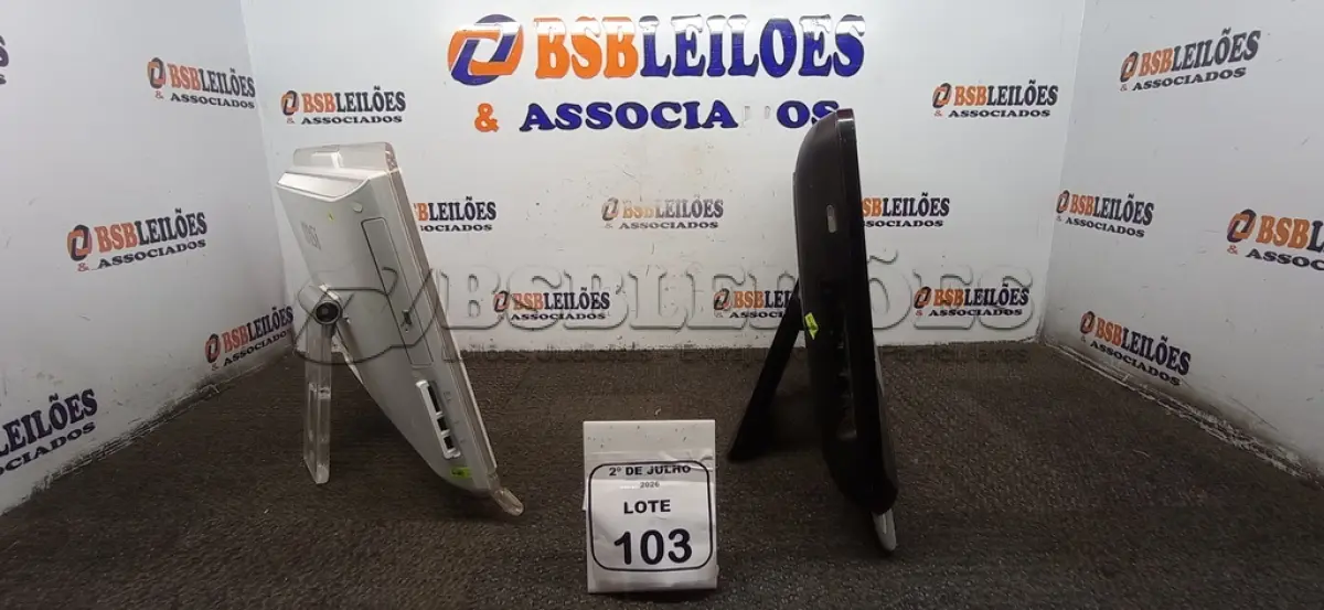 LOTE 103 - 02 COMPUTADORES ALL IN ONE MARCAS MSI E HP. (NO ESTADO) ATENÇÃO! FAZER A VISITAÇÃO ANTES DE ARREMATAR, NÃO SABEMOS SE FUNCIONA, LEILÃO NÃO TEM GARANTIA E NEM DEVOLUÇÃO, SUJEITO A POSSÍVEIS AVARIAS VISÍVEIS/OCULTAS E/OU AUSÊNCIA DE COMPONENTES.