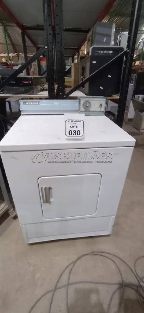 LOTE 030 - 01 SECADORA 220V MARCA BRASTEMP. (NO ESTADO) ATENÇÃO! FAZER A VISITAÇÃO ANTES DE ARREMATAR, NÃO SABEMOS SE FUNCIONA, LEILÃO NÃO TEM GARANTIA E NEM DEVOLUÇÃO, SUJEITO A POSSÍVEIS AVARIAS VISÍVEIS/OCULTAS E/OU AUSÊNCIA DE COMPONENTES.
