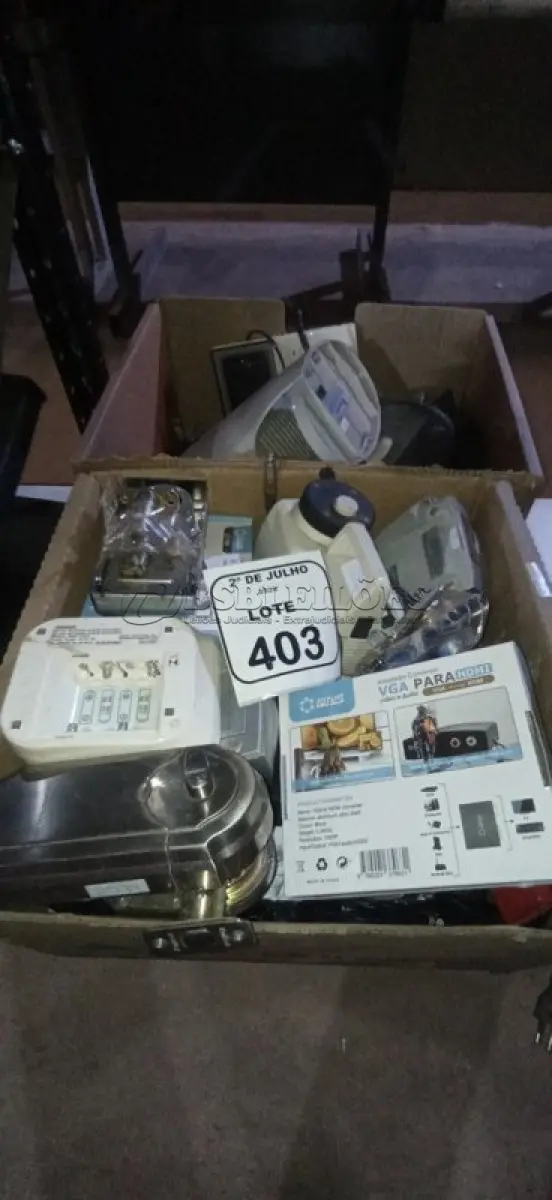 LOTE 403 - 01 LOTE COM VÁRIAS FECHADURAS ELETRÔNICAS, IMPRESSORA TÉRMICA E ELETRÔNICOS DIVERSOS. (NO ESTADO) ATENÇÃO! FAZER A VISITAÇÃO ANTES DE ARREMATAR, NÃO SABEMOS SE FUNCIONA, LEILÃO NÃO TEM GARANTIA E NEM DEVOLUÇÃO, SUJEITO A POSSÍVEIS AVARIAS VISÍVEIS/OCULTAS E/OU AUSÊNCIA DE COMPONENTES.