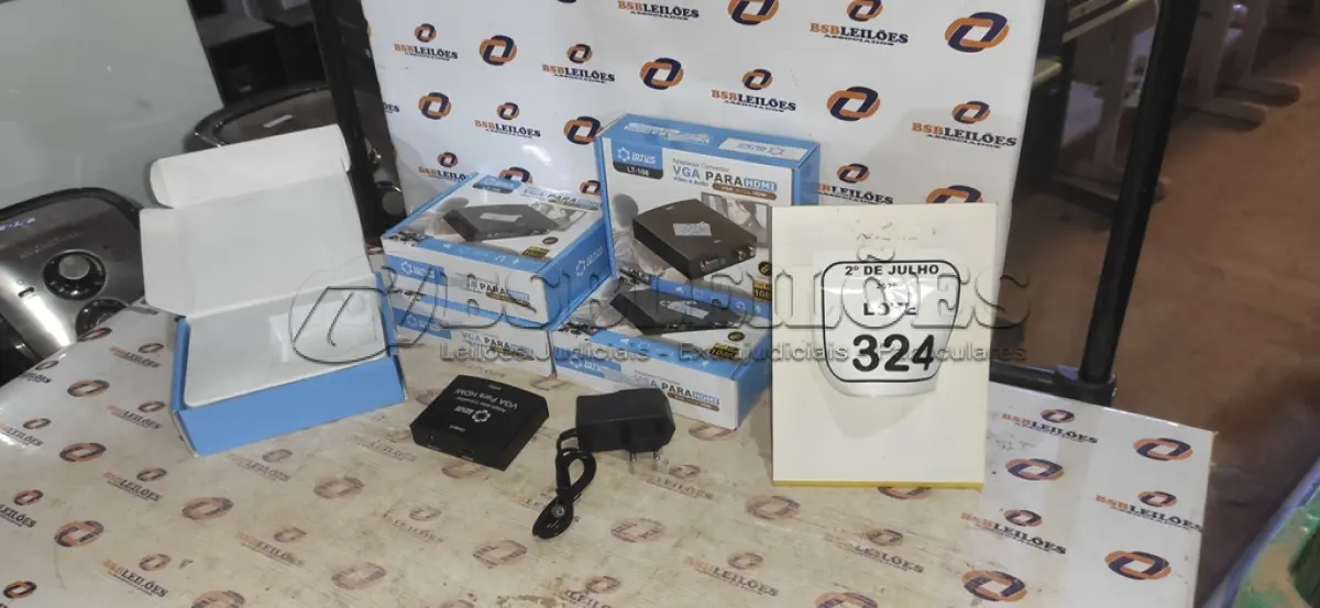 LOTE 324 - 05 ADAPTADORES CONVERSOR VGA PARA HDMI MARCA LOTUS. (NO ESTADO) ATENÇÃO! FAZER A VISITAÇÃO ANTES DE ARREMATAR, NÃO SABEMOS SE FUNCIONA, LEILÃO NÃO TEM GARANTIA E NEM DEVOLUÇÃO, SUJEITO A POSSÍVEIS AVARIAS VISÍVEIS/OCULTAS E/OU AUSÊNCIA DE COMPONENTES.