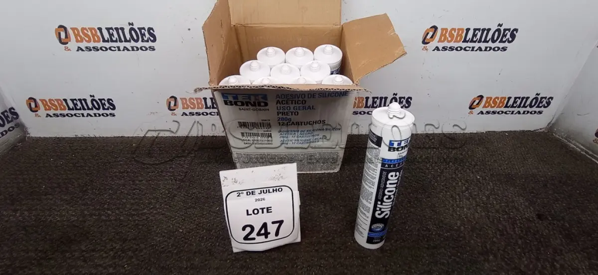 LOTE 247 - 12 BISNAGAS DE ADESIVO SILICONE PRETO 280G CADA MARCA TEK BOND. (NO ESTADO) ATENÇÃO! FAZER A VISITAÇÃO ANTES DE ARREMATAR, NÃO SABEMOS SE FUNCIONA, LEILÃO NÃO TEM GARANTIA E NEM DEVOLUÇÃO, SUJEITO A POSSÍVEIS AVARIAS VISÍVEIS/OCULTAS E/OU AUSÊNCIA DE COMPONENTES.