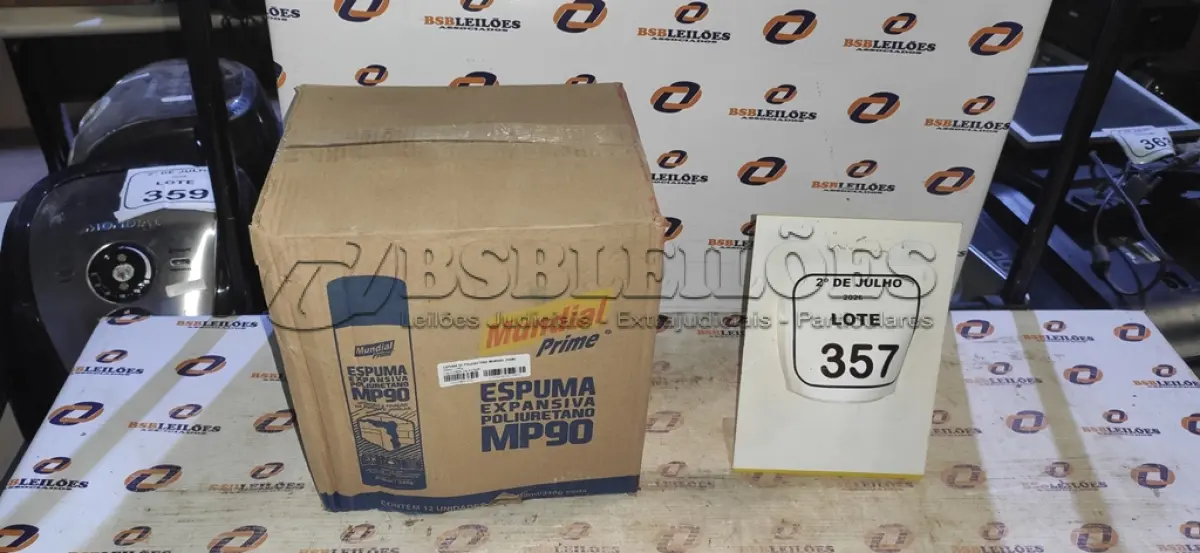 LOTE 357 - 12 LATAS DE ESPUMA EXPANSIVA DE POLIURETANO MP90 DE 500ML CADA MARCA MUNDIAL PRIME. (NO ESTADO) ATENÇÃO! FAZER A VISITAÇÃO ANTES DE ARREMATAR, NÃO SABEMOS SE FUNCIONA, LEILÃO NÃO TEM GARANTIA E NEM DEVOLUÇÃO, SUJEITO A POSSÍVEIS AVARIAS VISÍVEIS/OCULTAS E/OU AUSÊNCIA DE COMPONENTES.