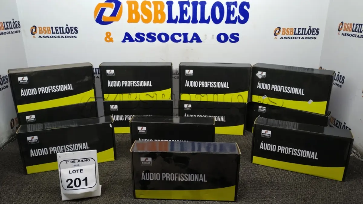 LOTE 201 - 12 MICROFONES AURICULARES COM MICROFONE DE LAPELA MARCA ARCANO. (NO ESTADO) ATENÇÃO! FAZER A VISITAÇÃO ANTES DE ARREMATAR, NÃO SABEMOS SE FUNCIONA, LEILÃO NÃO TEM GARANTIA E NEM DEVOLUÇÃO, SUJEITO A POSSÍVEIS AVARIAS VISÍVEIS/OCULTAS E/OU AUSÊNCIA DE COMPONENTES.