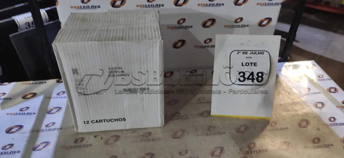 LOTE 348 - 12 ADESIVOS/SELANTE PU 40 230ML CADA. (NO ESTADO) ATENÇÃO! FAZER A VISITAÇÃO ANTES DE ARREMATAR, NÃO SABEMOS SE FUNCIONA, LEILÃO NÃO TEM GARANTIA E NEM DEVOLUÇÃO, SUJEITO A POSSÍVEIS AVARIAS VISÍVEIS/OCULTAS E/OU AUSÊNCIA DE COMPONENTES.