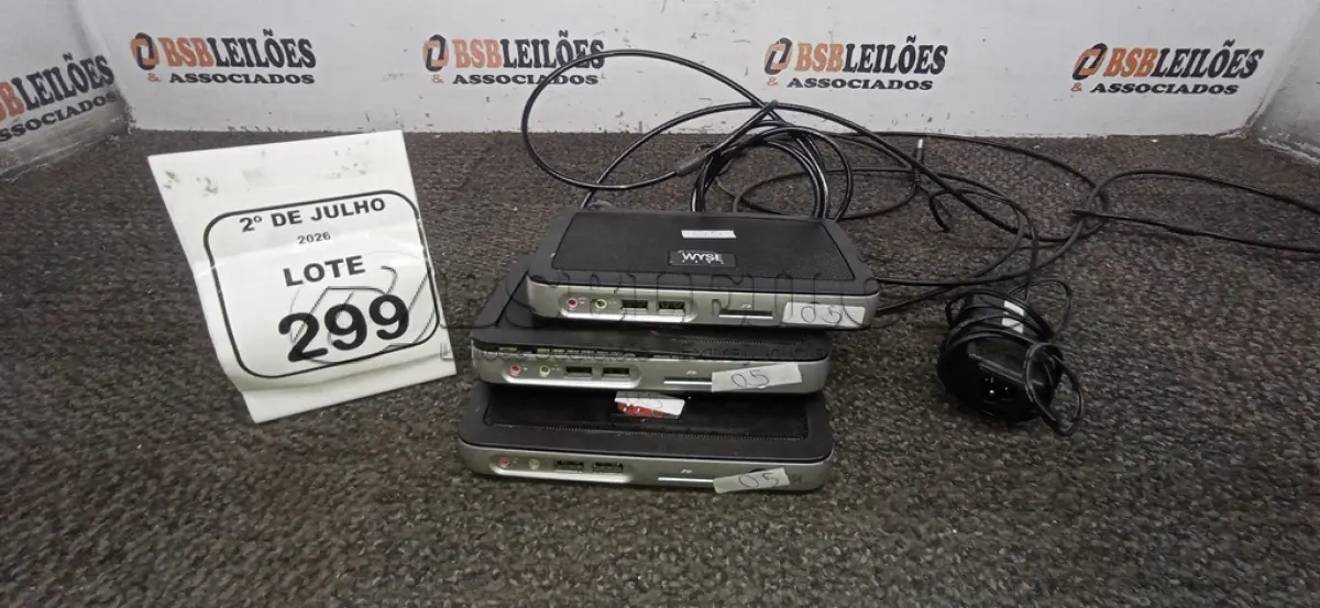 LOTE 299 - 03 MINIS COMPUTADORES TERMINAIS MARCA WYSE. (NO ESTADO) ATENÇÃO! FAZER A VISITAÇÃO ANTES DE ARREMATAR, NÃO SABEMOS SE FUNCIONA, LEILÃO NÃO TEM GARANTIA E NEM DEVOLUÇÃO, SUJEITO A POSSÍVEIS AVARIAS VISÍVEIS/OCULTAS E/OU AUSÊNCIA DE COMPONENTES.