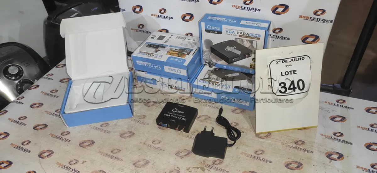 LOTE 340 - 05 ADAPTADORES CONVERSOR VGA PARA HDMI MARCA LOTUS. (NO ESTADO) ATENÇÃO! FAZER A VISITAÇÃO ANTES DE ARREMATAR, NÃO SABEMOS SE FUNCIONA, LEILÃO NÃO TEM GARANTIA E NEM DEVOLUÇÃO, SUJEITO A POSSÍVEIS AVARIAS VISÍVEIS/OCULTAS E/OU AUSÊNCIA DE COMPONENTES.