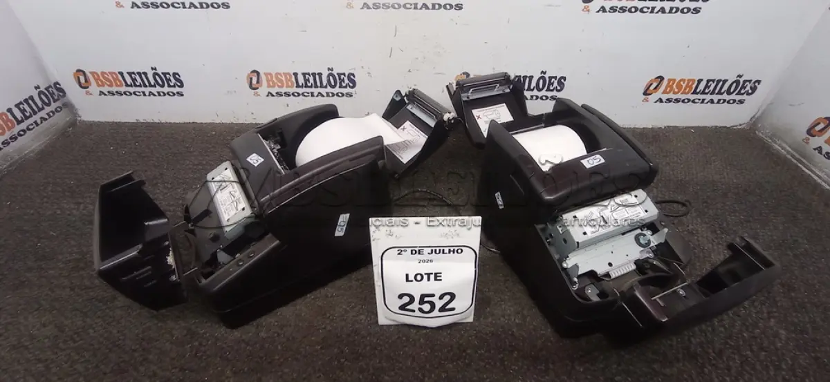 LOTE 252 - 02 IMPRESSORAS TÉRMICAS. (NO ESTADO) ATENÇÃO! FAZER A VISITAÇÃO ANTES DE ARREMATAR, NÃO SABEMOS SE FUNCIONA, LEILÃO NÃO TEM GARANTIA E NEM DEVOLUÇÃO, SUJEITO A POSSÍVEIS AVARIAS VISÍVEIS/OCULTAS E/OU AUSÊNCIA DE COMPONENTES.