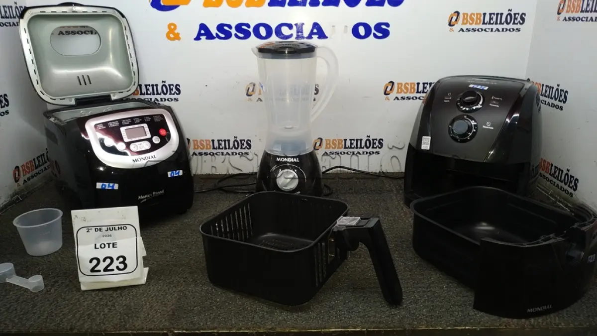 LOTE 223 - 01 PANIFICADORA,01 AIR FRYER E 01 LIQUIDIFICADOR MARCA MONDIAL. (NO ESTADO) ATENÇÃO! FAZER A VISITAÇÃO ANTES DE ARREMATAR, NÃO SABEMOS SE FUNCIONA, LEILÃO NÃO TEM GARANTIA E NEM DEVOLUÇÃO, SUJEITO A POSSÍVEIS AVARIAS VISÍVEIS/OCULTAS E/OU AUSÊNCIA DE COMPONENTES.