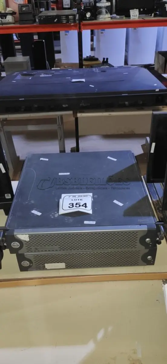 LOTE 354 - 02 GERENCIADORES DE ARMAZENAMENTO EM REDE MARCA PELCO ENDURA. (NO ESTADO) ATENÇÃO! FAZER A VISITAÇÃO ANTES DE ARREMATAR, NÃO SABEMOS SE FUNCIONA, LEILÃO NÃO TEM GARANTIA E NEM DEVOLUÇÃO, SUJEITO A POSSÍVEIS AVARIAS VISÍVEIS/OCULTAS E/OU AUSÊNCIA DE COMPONENTES.