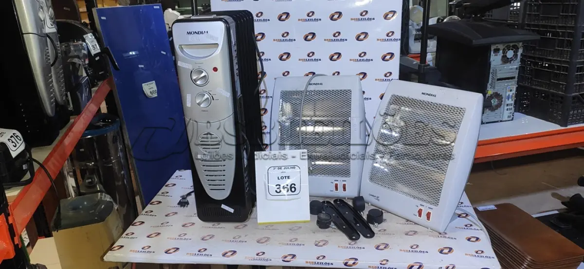 LOTE 366 - 03 AQUECEDORES DE MARCAS E MODELOS DIVERSOS. (NO ESTADO) ATENÇÃO! FAZER A VISITAÇÃO ANTES DE ARREMATAR, NÃO SABEMOS SE FUNCIONA, LEILÃO NÃO TEM GARANTIA E NEM DEVOLUÇÃO, SUJEITO A POSSÍVEIS AVARIAS VISÍVEIS/OCULTAS E/OU AUSÊNCIA DE COMPONENTES.