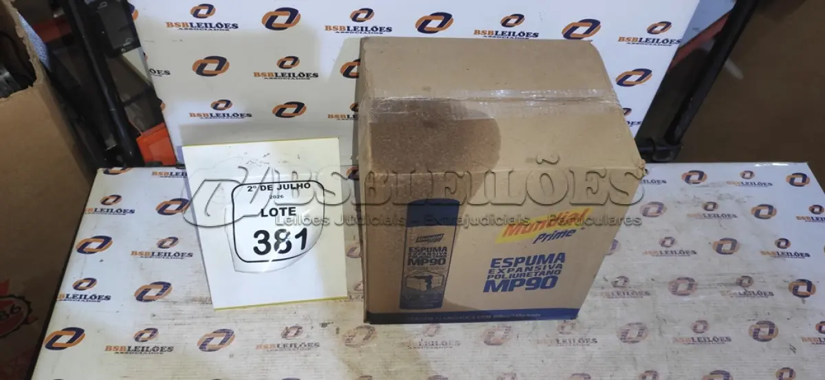 LOTE 381 - 12 LATAS DE ESPUMA EXPANSIVA DE POLIURETANO MP90 DE 500ML CADA MARCA MUNDIAL PRIME. (NO ESTADO) ATENÇÃO! FAZER A VISITAÇÃO ANTES DE ARREMATAR, NÃO SABEMOS SE FUNCIONA, LEILÃO NÃO TEM GARANTIA E NEM DEVOLUÇÃO, SUJEITO A POSSÍVEIS AVARIAS VISÍVEIS/OCULTAS E/OU AUSÊNCIA DE COMPONENTES.