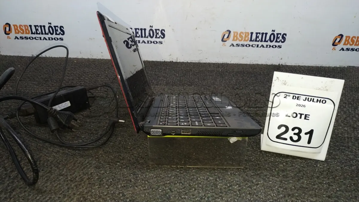 LOTE 231 - 01 NOTEBOOK MODELO IDEAPAD S10-3 MARCA LENOVO COM FONTE. (NO ESTADO) ATENÇÃO! FAZER A VISITAÇÃO ANTES DE ARREMATAR, NÃO SABEMOS SE FUNCIONA, LEILÃO NÃO TEM GARANTIA E NEM DEVOLUÇÃO, SUJEITO A POSSÍVEIS AVARIAS VISÍVEIS/OCULTAS E/OU AUSÊNCIA DE COMPONENTES.