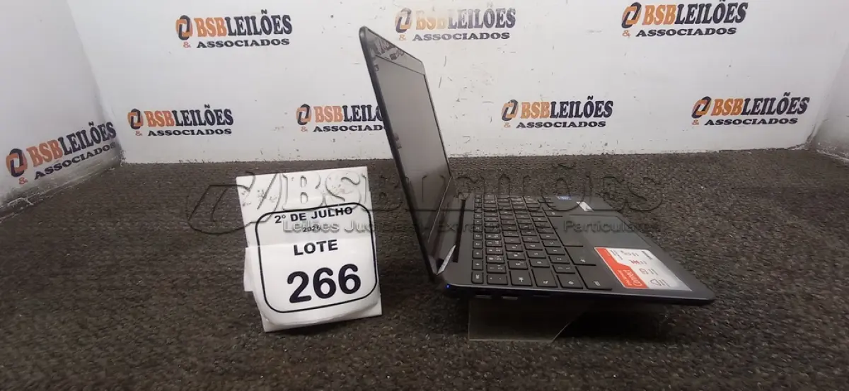 LOTE 266 - 01 CROMEBOOK LINHA CONNECT MEMÓRIA 2GB, 16GB E.MMC TELA DE 11.6’’ MARCA SAMSUNG SEM FONTE. (NO ESTADO) ATENÇÃO! FAZER A VISITAÇÃO ANTES DE ARREMATAR, NÃO SABEMOS SE FUNCIONA, LEILÃO NÃO TEM GARANTIA E NEM DEVOLUÇÃO, SUJEITO A POSSÍVEIS AVARIAS VISÍVEIS/OCULTAS E/OU AUSÊNCIA DE COMPONENTES.