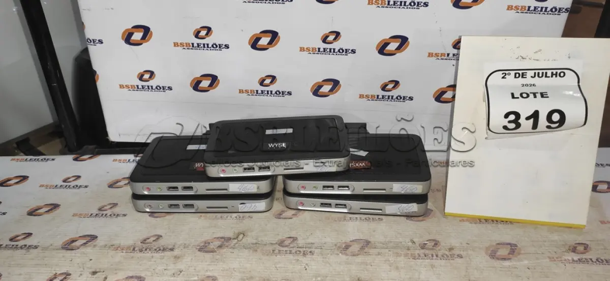LOTE 319 - 04 MINIS COMPUTADORES TERMINAIS MARCA WYSE SEM FONTE. (NO ESTADO) ATENÇÃO! FAZER A VISITAÇÃO ANTES DE ARREMATAR, NÃO SABEMOS SE FUNCIONA, LEILÃO NÃO TEM GARANTIA E NEM DEVOLUÇÃO, SUJEITO A POSSÍVEIS AVARIAS VISÍVEIS/OCULTAS E/OU AUSÊNCIA DE COMPONENTES.