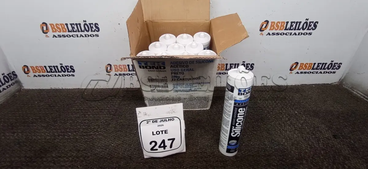 LOTE 247 - 12 BISNAGAS DE ADESIVO SILICONE PRETO 280G CADA MARCA TEK BOND. (NO ESTADO) ATENÇÃO! FAZER A VISITAÇÃO ANTES DE ARREMATAR, NÃO SABEMOS SE FUNCIONA, LEILÃO NÃO TEM GARANTIA E NEM DEVOLUÇÃO, SUJEITO A POSSÍVEIS AVARIAS VISÍVEIS/OCULTAS E/OU AUSÊNCIA DE COMPONENTES.