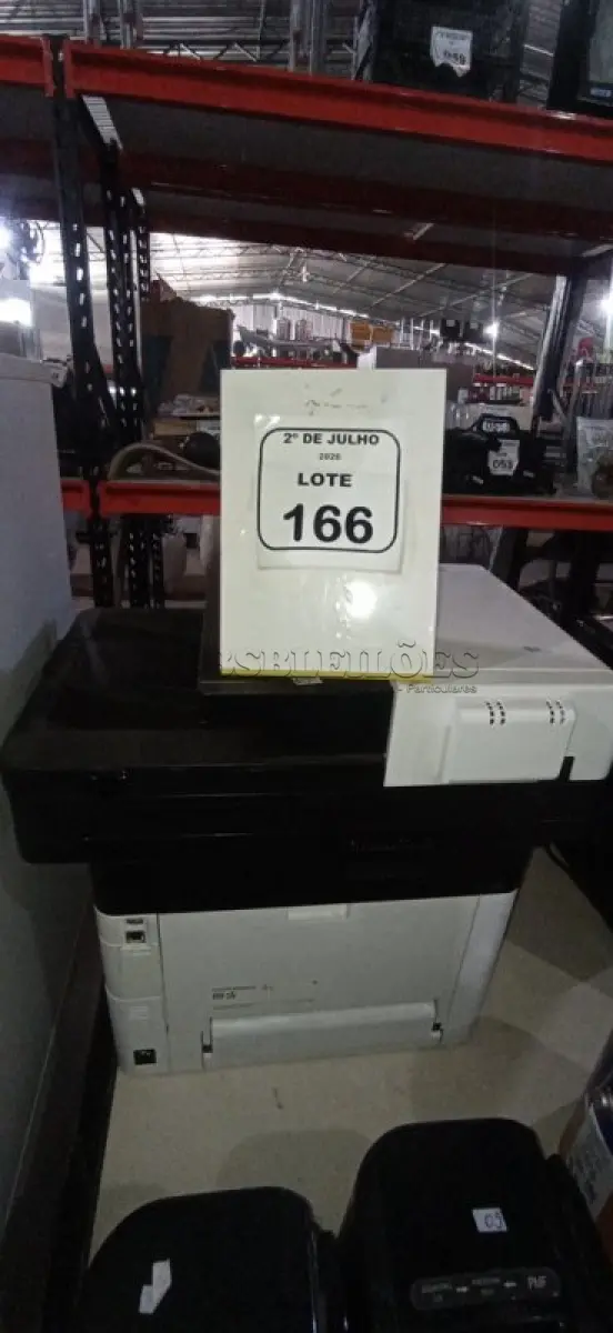 LOTE 166 - 01 IMPRESSORA MULTIFUNCIONAL MODELO ECOSYS M2040DN/L MARCA KYOCERA. (NO ESTADO) ATENÇÃO! FAZER A VISITAÇÃO ANTES DE ARREMATAR, NÃO SABEMOS SE FUNCIONA, LEILÃO NÃO TEM GARANTIA E NEM DEVOLUÇÃO, SUJEITO A POSSÍVEIS AVARIAS VISÍVEIS/OCULTAS E/OU AUSÊNCIA DE COMPONENTES.
