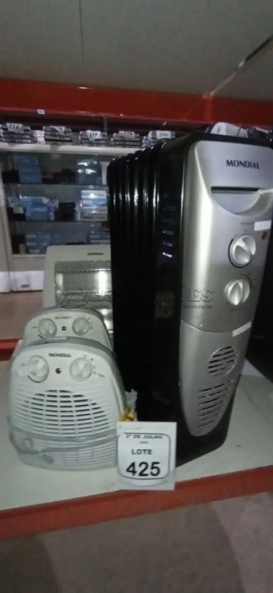 LOTE 425 - 04 AQUECEDORES DE MODELOS DIVERSOS MARCA MONDIAL. (NO ESTADO) ATENÇÃO! FAZER A VISITAÇÃO ANTES DE ARREMATAR, NÃO SABEMOS SE FUNCIONA, LEILÃO NÃO TEM GARANTIA E NEM DEVOLUÇÃO, SUJEITO A POSSÍVEIS AVARIAS VISÍVEIS/OCULTAS E/OU AUSÊNCIA DE COMPONENTES.