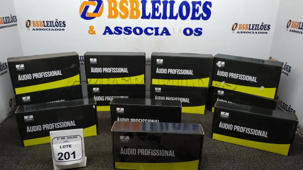 LOTE 201 - 12 MICROFONES AURICULARES COM MICROFONE DE LAPELA MARCA ARCANO. (NO ESTADO) ATENÇÃO! FAZER A VISITAÇÃO ANTES DE ARREMATAR, NÃO SABEMOS SE FUNCIONA, LEILÃO NÃO TEM GARANTIA E NEM DEVOLUÇÃO, SUJEITO A POSSÍVEIS AVARIAS VISÍVEIS/OCULTAS E/OU AUSÊNCIA DE COMPONENTES.