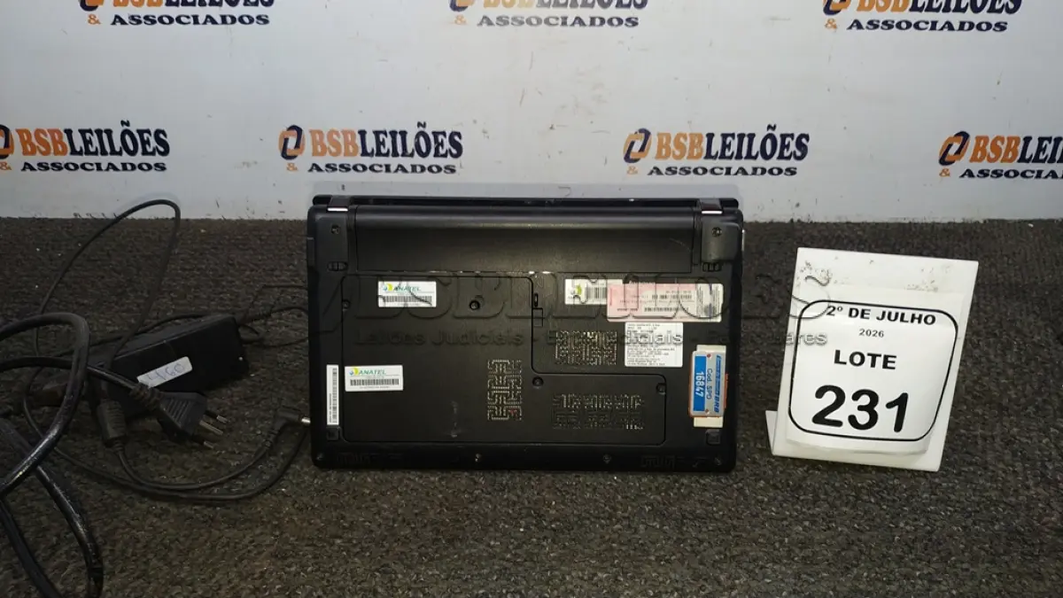 LOTE 231 - 01 NOTEBOOK MODELO IDEAPAD S10-3 MARCA LENOVO COM FONTE. (NO ESTADO) ATENÇÃO! FAZER A VISITAÇÃO ANTES DE ARREMATAR, NÃO SABEMOS SE FUNCIONA, LEILÃO NÃO TEM GARANTIA E NEM DEVOLUÇÃO, SUJEITO A POSSÍVEIS AVARIAS VISÍVEIS/OCULTAS E/OU AUSÊNCIA DE COMPONENTES.