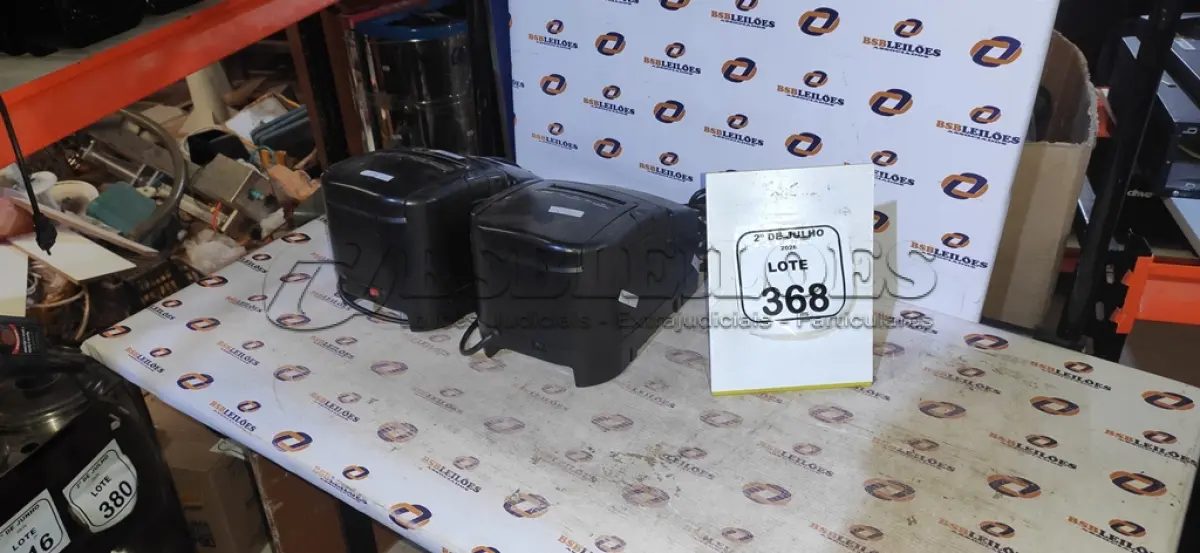 LOTE 368 - 02 IMPRESSORAS TÉRMICAS. (NO ESTADO) ATENÇÃO! FAZER A VISITAÇÃO ANTES DE ARREMATAR, NÃO SABEMOS SE FUNCIONA, LEILÃO NÃO TEM GARANTIA E NEM DEVOLUÇÃO, SUJEITO A POSSÍVEIS AVARIAS VISÍVEIS/OCULTAS E/OU AUSÊNCIA DE COMPONENTES.