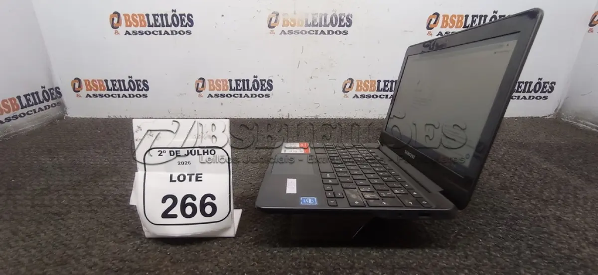 LOTE 266 - 01 CROMEBOOK LINHA CONNECT MEMÓRIA 2GB, 16GB E.MMC TELA DE 11.6’’ MARCA SAMSUNG SEM FONTE. (NO ESTADO) ATENÇÃO! FAZER A VISITAÇÃO ANTES DE ARREMATAR, NÃO SABEMOS SE FUNCIONA, LEILÃO NÃO TEM GARANTIA E NEM DEVOLUÇÃO, SUJEITO A POSSÍVEIS AVARIAS VISÍVEIS/OCULTAS E/OU AUSÊNCIA DE COMPONENTES.