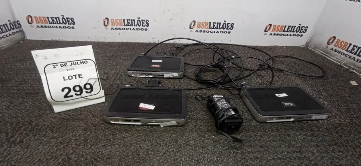 LOTE 299 - 03 MINIS COMPUTADORES TERMINAIS MARCA WYSE. (NO ESTADO) ATENÇÃO! FAZER A VISITAÇÃO ANTES DE ARREMATAR, NÃO SABEMOS SE FUNCIONA, LEILÃO NÃO TEM GARANTIA E NEM DEVOLUÇÃO, SUJEITO A POSSÍVEIS AVARIAS VISÍVEIS/OCULTAS E/OU AUSÊNCIA DE COMPONENTES.