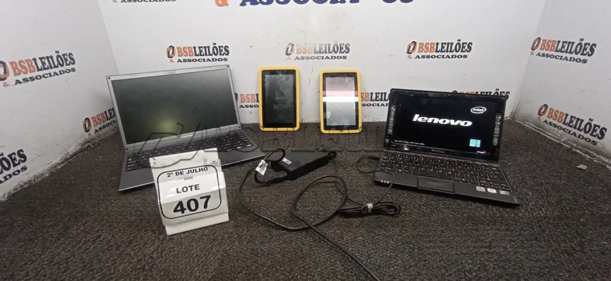 LOTE 407 - 02 TABLETS MARCA CCE E 02 NOTEBOOKS MARCAS LENOVO E HP COM 01 FONTE. (NO ESTADO) ATENÇÃO! FAZER A VISITAÇÃO ANTES DE ARREMATAR, NÃO SABEMOS SE FUNCIONA, LEILÃO NÃO TEM GARANTIA E NEM DEVOLUÇÃO, SUJEITO A POSSÍVEIS AVARIAS VISÍVEIS/OCULTAS E/OU AUSÊNCIA DE COMPONENTES.