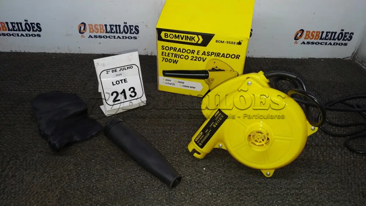 LOTE 213 - 01 SOPRADOR E ASPIRADOR 220V 700W MARCA BOMVINK. (NO ESTADO) ATENÇÃO! FAZER A VISITAÇÃO ANTES DE ARREMATAR, NÃO SABEMOS SE FUNCIONA, LEILÃO NÃO TEM GARANTIA E NEM DEVOLUÇÃO, SUJEITO A POSSÍVEIS AVARIAS VISÍVEIS/OCULTAS E/OU AUSÊNCIA DE COMPONENTES.